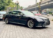 Lexus LS 500 2022 mới 100% được rao bán khoảng 5 tỷ đồng