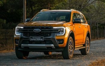 Giá xe Ford Everest tháng 5/2025, lăn bánh từ 1,212 tỷ đồng